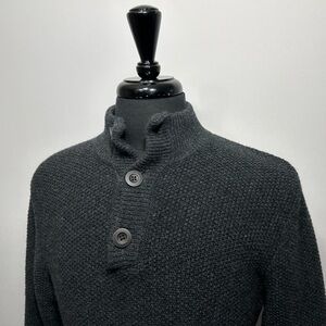 LL Bean 100% Lambs Wool Charcoal Knit Henley 1/4 Button Men's M Texture Sweater